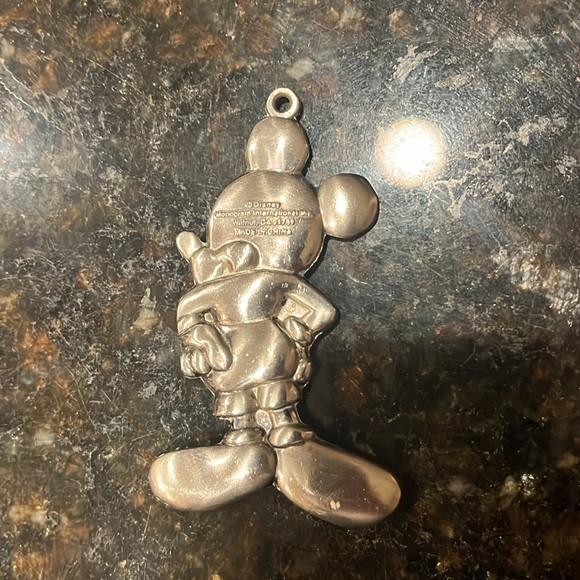Mickey Mouse Keychain - Picture 3 of 3